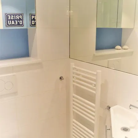 Maison D'azur Nyaraló *