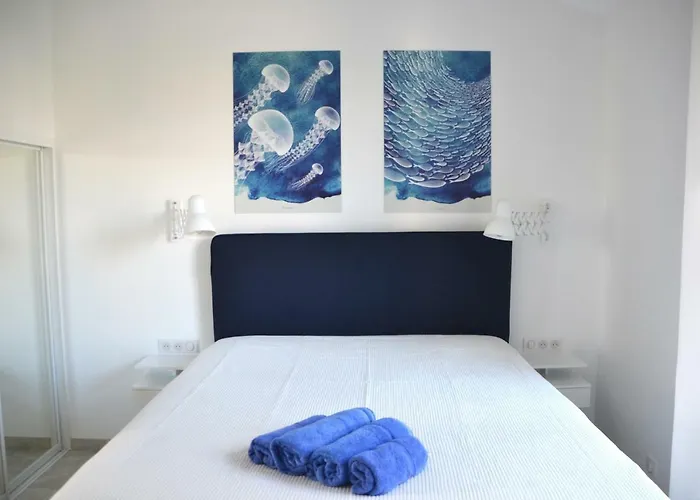 Maison D'azur Hébergement de vacances *
