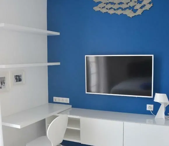 Maison D'azur غريمو