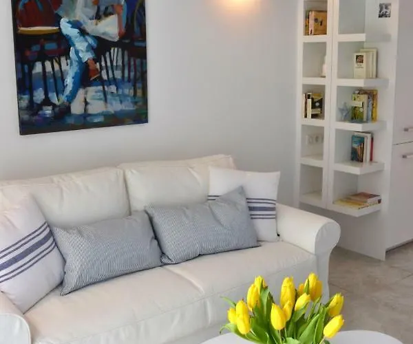 Maison D'azur بيت للعطل *