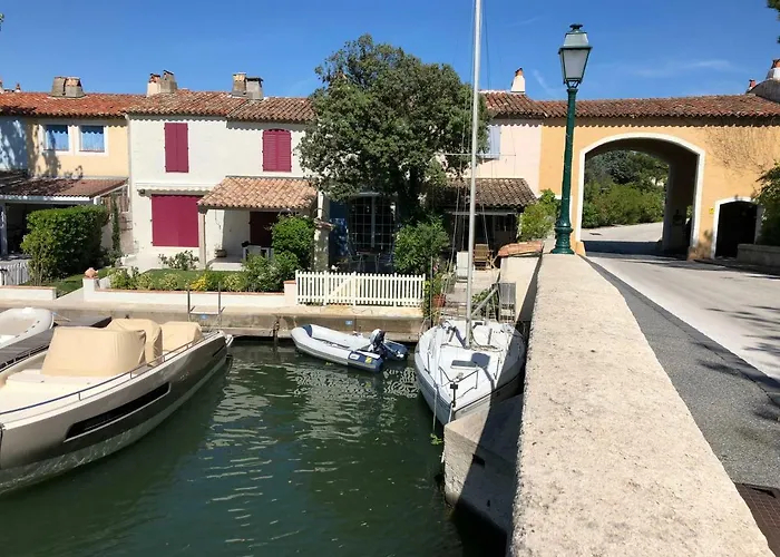 Maison D'azur * غريمو